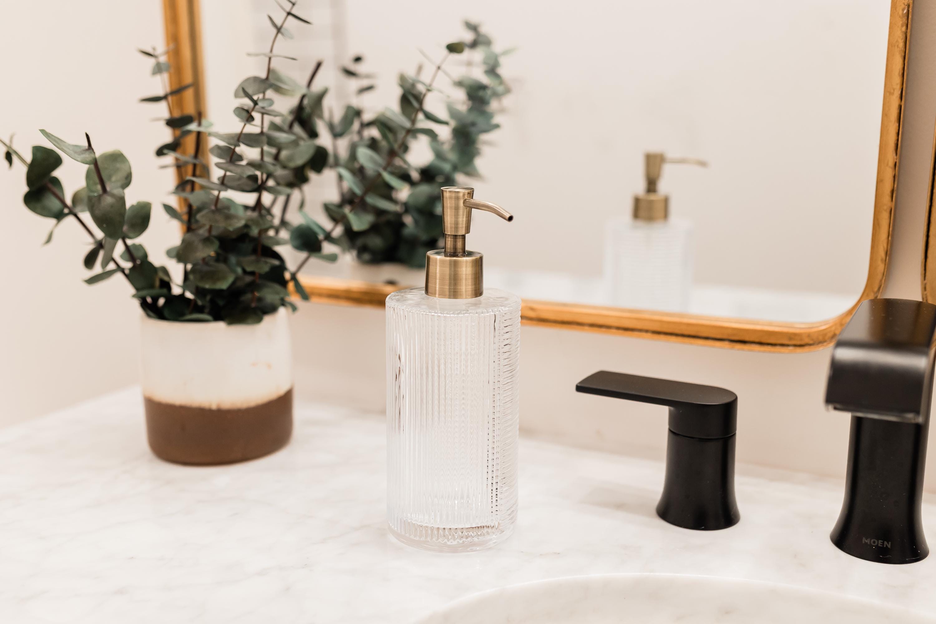 Clear Peak Glass Soap Dispenser